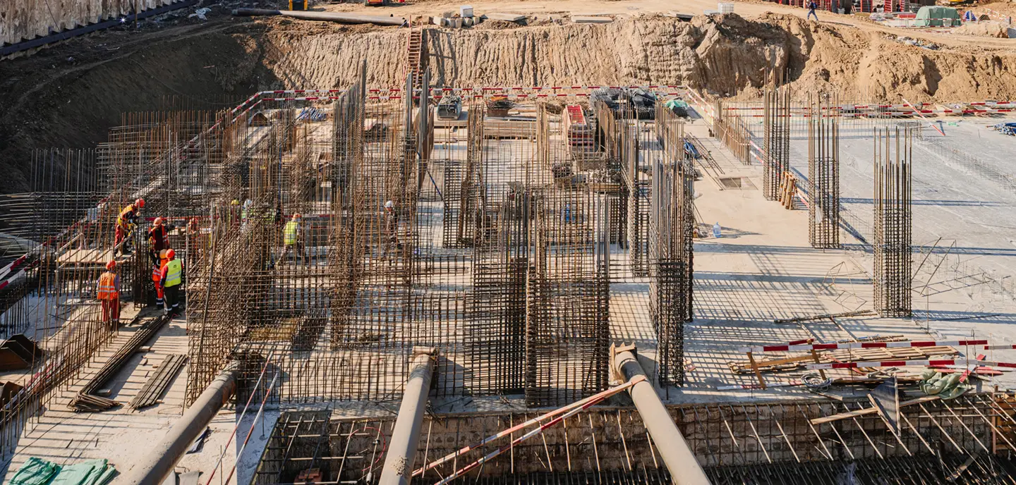 сентябрь 2025